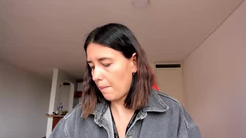 ZOE online show from February 26, 2025, 7:27 pm