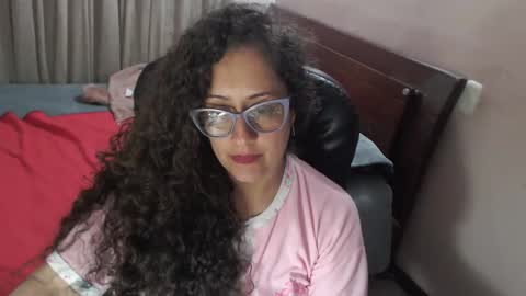 Zoe Koller online show from September 16, 2025, 2:23 am