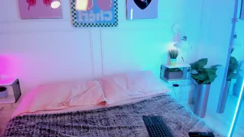 Snapshot of zoe_lynch_ chatting on June 15, 2026, 12:18 pm Zoe Lynch online show from June 15, 2026, 12:18 pm