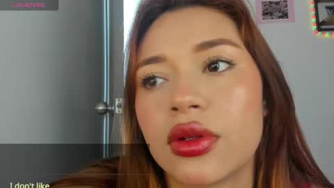 zoe_maddison19 online show from January 8, 2026, 5:48 pm