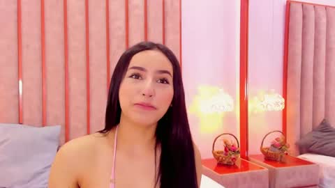 Snapshot of zoe_monrow chatting on May 29, 2026, 12:14 pm Zoe Monrow online show from May 29, 2026, 12:14 pm