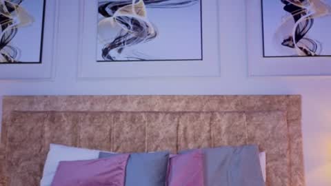 zoe_moon__ online show from June 14, 2026, 12:51 pm