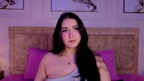 zoe_moon__ online show from July 10, 2026, 11:57 am
