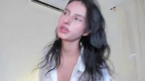 Snapshot of zoe_mrl chatting on June 16, 2026, 12:41 pm zoe_mrl online show from June 16, 2026, 12:41 pm
