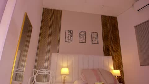 Hi guys i am Zoe  online show from March 12, 2026, 11:38 am