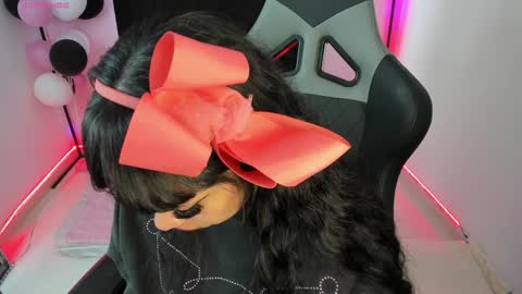 Snapshot of zoe_sullivan_ chatting on December 10, 2024, 12:38 pm zoe_sullivan_ online show from December 10, 2024, 12:38 pm