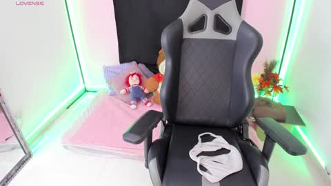 Snapshot of zoe_sullivan_ chatting on December 24, 2024, 9:50 am zoe_sullivan_ online show from December 24, 2024, 9:50 am