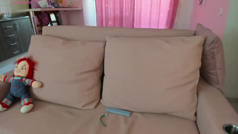 Snapshot of zoe_sullivan_ chatting on January 13, 2025, 12:24 pm zoe_sullivan_ online show from January 13, 2025, 12:24 pm