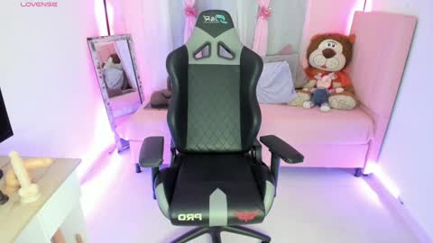 Snapshot of zoe_sullivan_ chatting on January 30, 2025, 9:15 am zoe_sullivan_ online show from January 30, 2025, 9:15 am