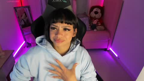 Snapshot of zoe_sullivan_ chatting on February 3, 2025, 9:41 am zoe_sullivan_ online show from February 3, 2025, 9:41 am