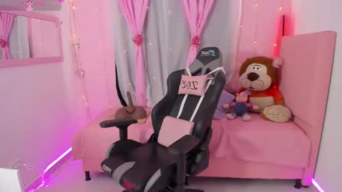 Snapshot of zoe_sullivan_ chatting on September 17, 2025, 2:41 pm zoe_sullivan_ online show from September 17, 2025, 2:41 pm