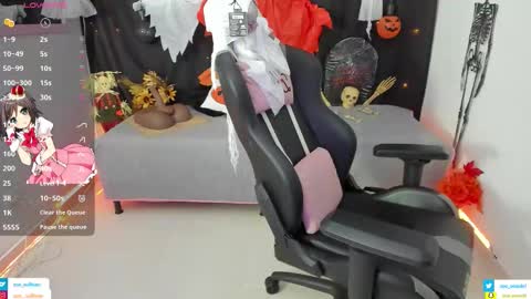 Snapshot of zoe_sullivan_ chatting on October 24, 2025, 9:28 am zoe_sullivan_ online show from October 24, 2025, 9:28 am