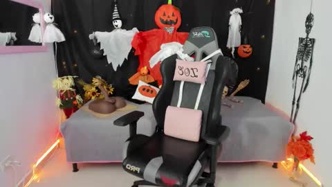 Snapshot of zoe_sullivan_ chatting on October 26, 2025, 9:15 am zoe_sullivan_ online show from October 26, 2025, 9:15 am