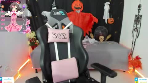 Snapshot of zoe_sullivan_ chatting on October 29, 2025, 9:33 am zoe_sullivan_ online show from October 29, 2025, 9:33 am