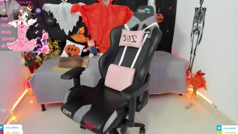 Snapshot of zoe_sullivan_ chatting on October 30, 2025, 9:11 am zoe_sullivan_ online show from October 30, 2025, 9:11 am