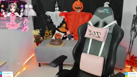 Snapshot of zoe_sullivan_ chatting on November 3, 2025, 9:32 am zoe_sullivan_ online show from November 3, 2025, 9:32 am