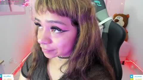 Snapshot of zoe_sullivan_ chatting on November 9, 2025, 9:40 am zoe_sullivan_ online show from November 9, 2025, 9:40 am