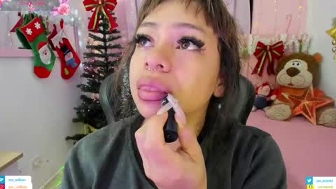 Snapshot of zoe_sullivan_ chatting on November 22, 2025, 9:41 am zoe_sullivan_ online show from November 22, 2025, 9:41 am