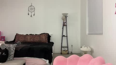 zoeafterdark online show from June 11, 2026, 2:53 am
