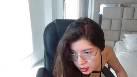 ZOE online show from February 5, 2025, 5:53 pm