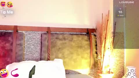 Zoe online show from February 25, 2025, 1:50 pm