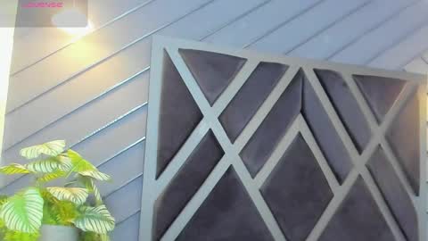 Zoe 3 online show from October 13, 2025, 5:24 pm