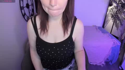 Zoe online show from July 24, 2026, 6:00 am
