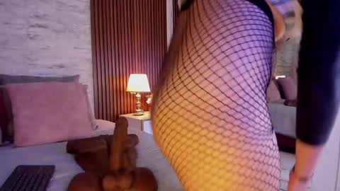 Snapshot of zoehiltonx chatting on June 5, 2026, 1:39 pm zoehiltonx online show from June 5, 2026, 1:39 pm