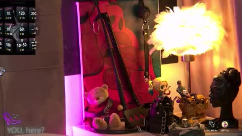 ZoeMesmerize online show from November 27, 2025, 4:36 am