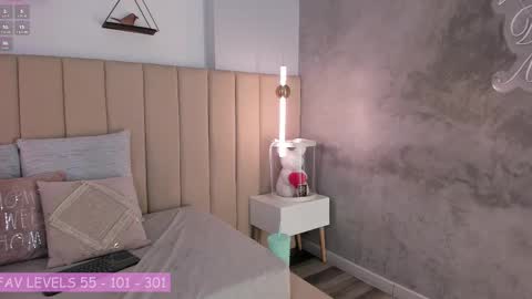 Zoe online show from September 24, 2025, 9:07 pm