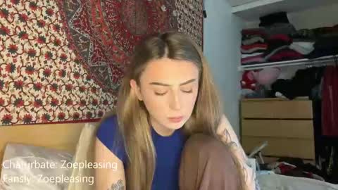 zoepleasing online show from November 13, 2025, 12:53 am