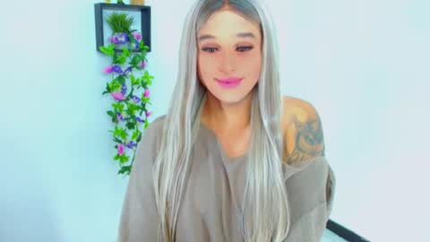 Snapshot of zoeschmmit chatting on July 2, 2026, 12:32 am zoeschmmit online show from July 2, 2026, 12:32 am