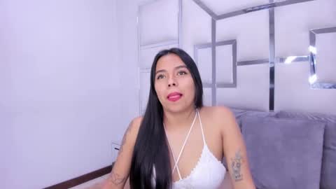 ZoeSwam online show from January 29, 2025, 7:00 pm