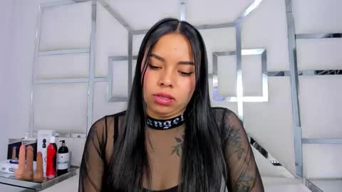 ZoeSwam online show from November 10, 2025, 2:54 am