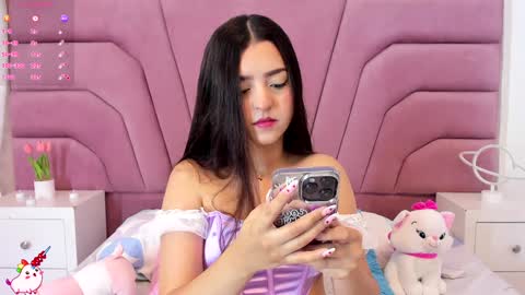 Snapshot of zoewillian chatting on January 31, 2025, 7:18 pm zoewillian online show from January 31, 2025, 7:18 pm
