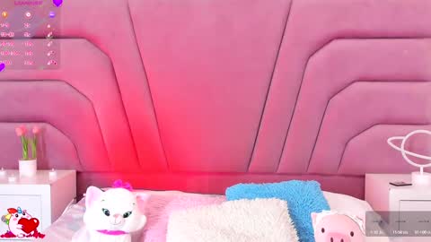 Snapshot of zoewillian chatting on February 24, 2025, 3:20 pm zoewillian online show from February 24, 2025, 3:20 pm