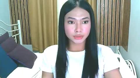 zoey online show from December 1, 2025, 11:04 am