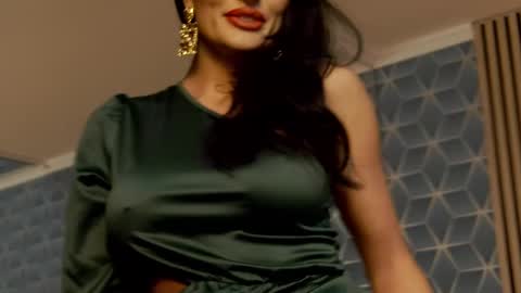 Zoey online show from February 17, 2025, 4:48 pm