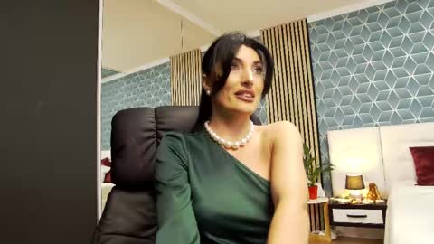 Zoey online show from February 26, 2025, 3:08 pm