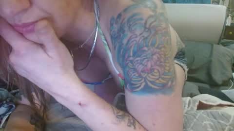 Zoey Portland online show from April 13, 2026, 3:23 am