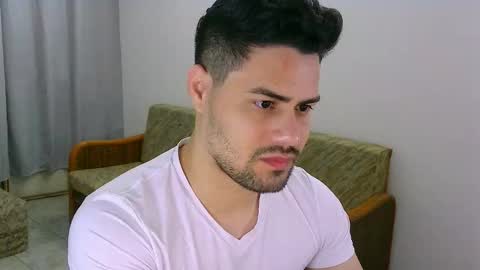 Snapshot of zohan_haidar chatting on December 18, 2025, 8:53 am ZohanMohamed online show from December 18, 2025, 8:53 am