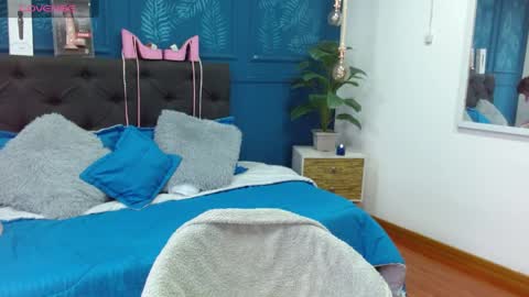 CALL ME    Z O H E T  online show from April 16, 2026, 1:56 pm