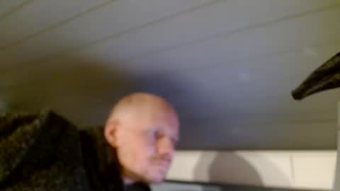 zolexthomas online show from December 12, 2024, 6:10 pm