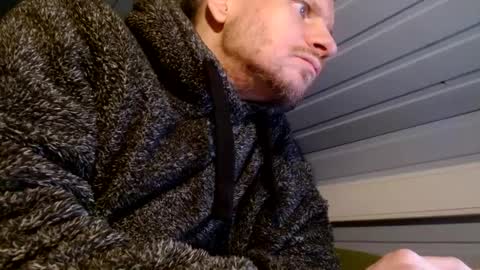 zolexthomas online show from December 16, 2024, 3:43 pm