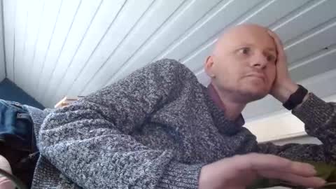 zolexthomas online show from February 19, 2025, 3:49 pm