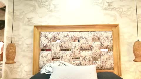 zoley  online show from March 1, 2026, 3:08 am