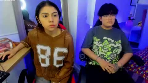 Snapshot of zooble_28 chatting on June 16, 2026, 12:30 pm Nick And Mia online show from June 16, 2026, 12:30 pm