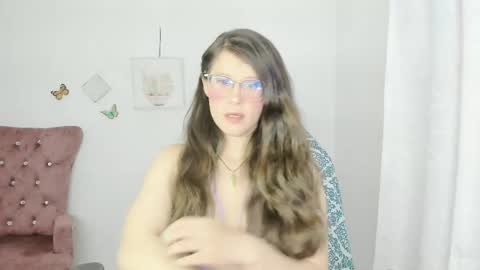 Snapshot of zooeybelair chatting on May 30, 2026, 5:59 am Alicie online show from May 30, 2026, 5:59 am
