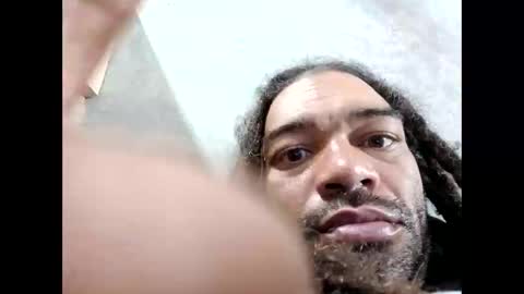 Snapshot of zoogolalertsytem chatting on December 17, 2025, 8:53 am zoogolalertsytem online show from December 17, 2025, 8:53 am