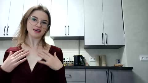 zoriana20 online show from November 9, 2025, 6:39 pm